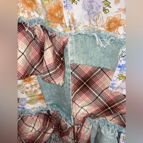 Oli & Hali Mint Plaid Floral Patchwork Ruffle
Denim Maxi Skirt size Medium - Picture 8 of 9